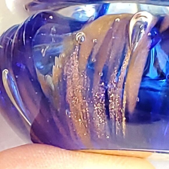 Dynasty Gallery Art Glass Paper Weight Cobalt Blue Copper Clear Bubble Ring 2.5" - Picture 4 of 7